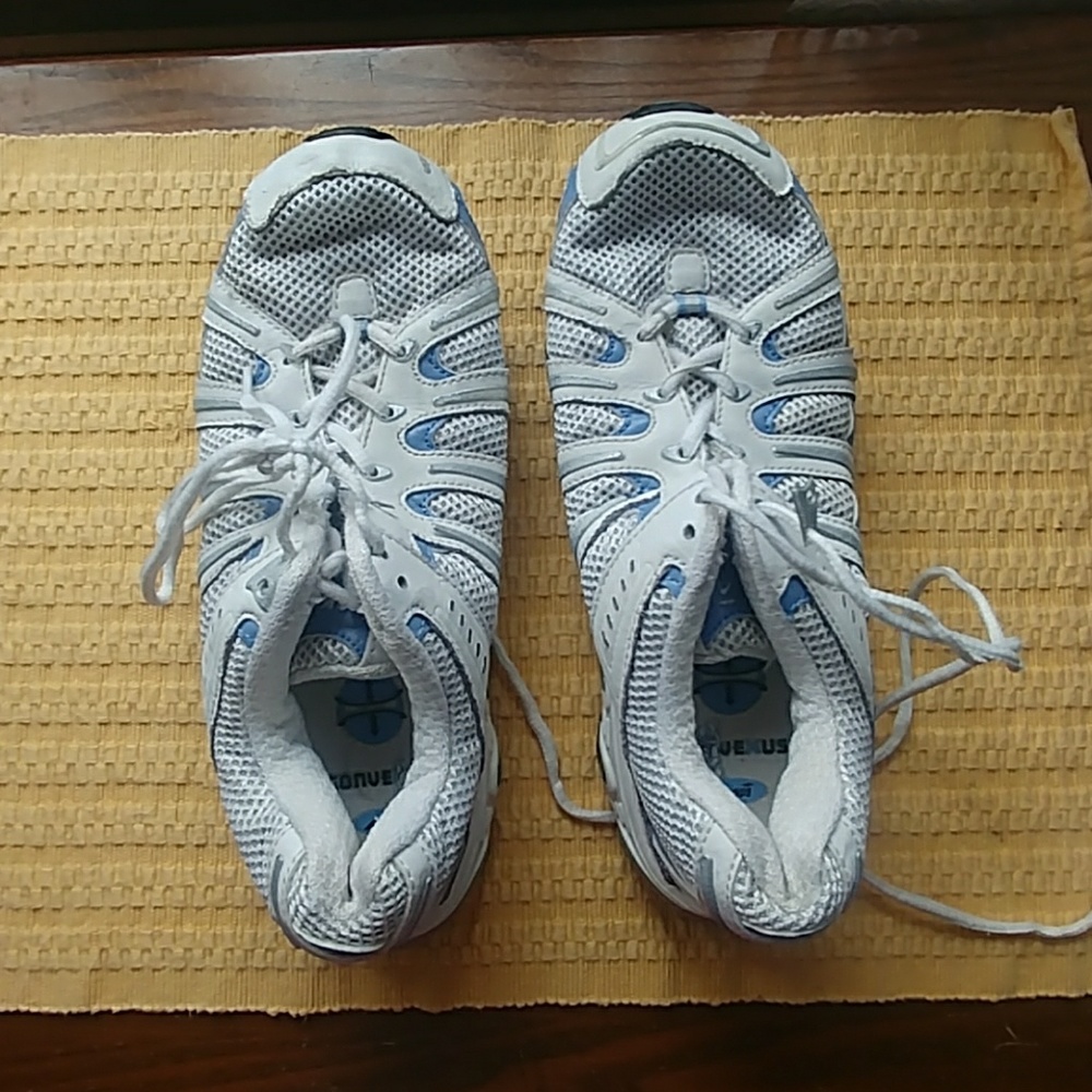 ✳️3/$10✳️Woman's sneakers
